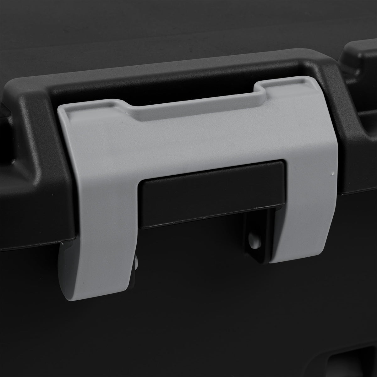 Black 22 Gallon Wheeled Plastic Storage Trunk R695
