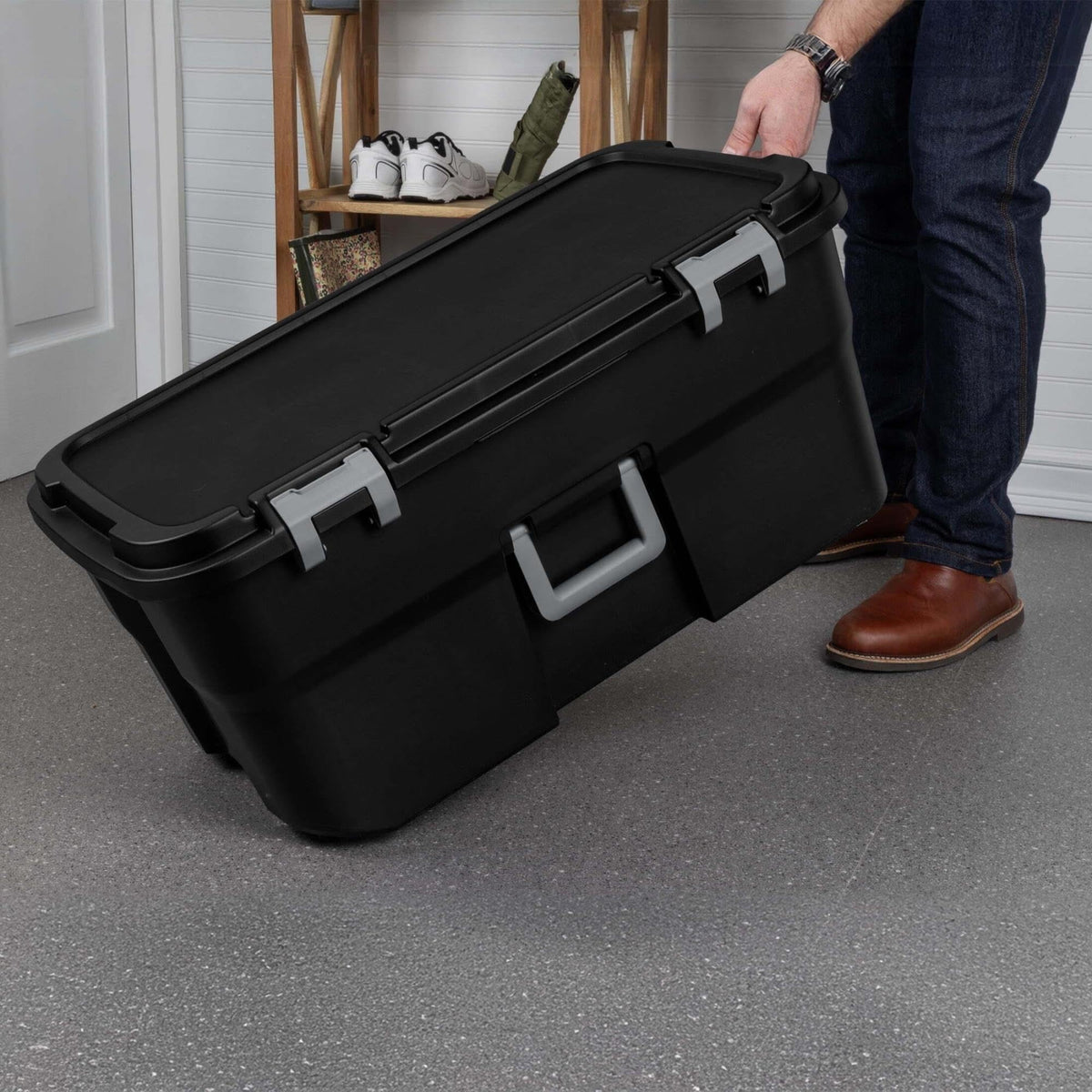 Black 22 Gallon Wheeled Plastic Storage Trunk R695