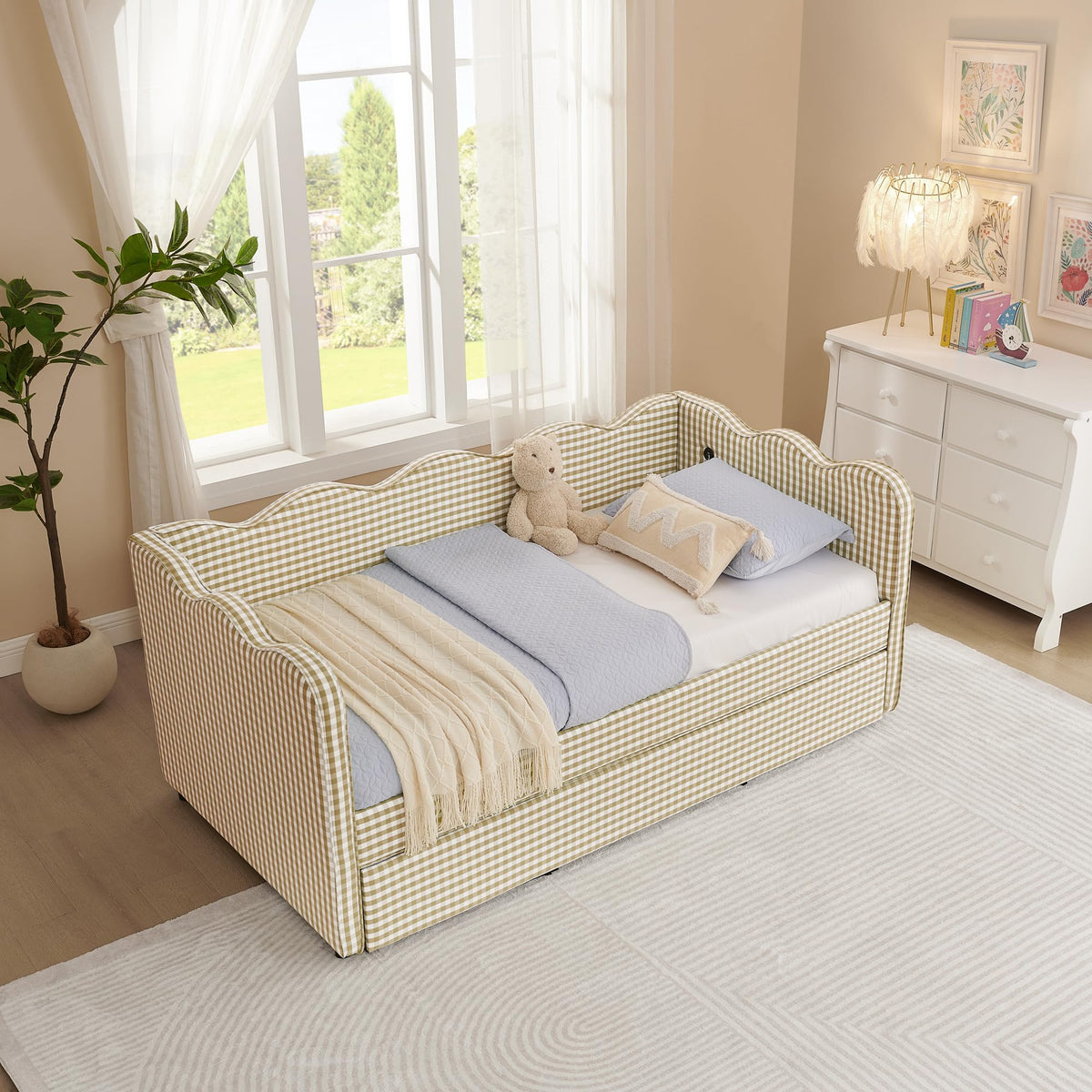 Twin Size Gingham Daybed with Trundle and USB Ports J85719